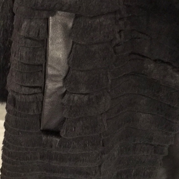 Linda Richards Luxury Fur Coat - Picture 5 of 5